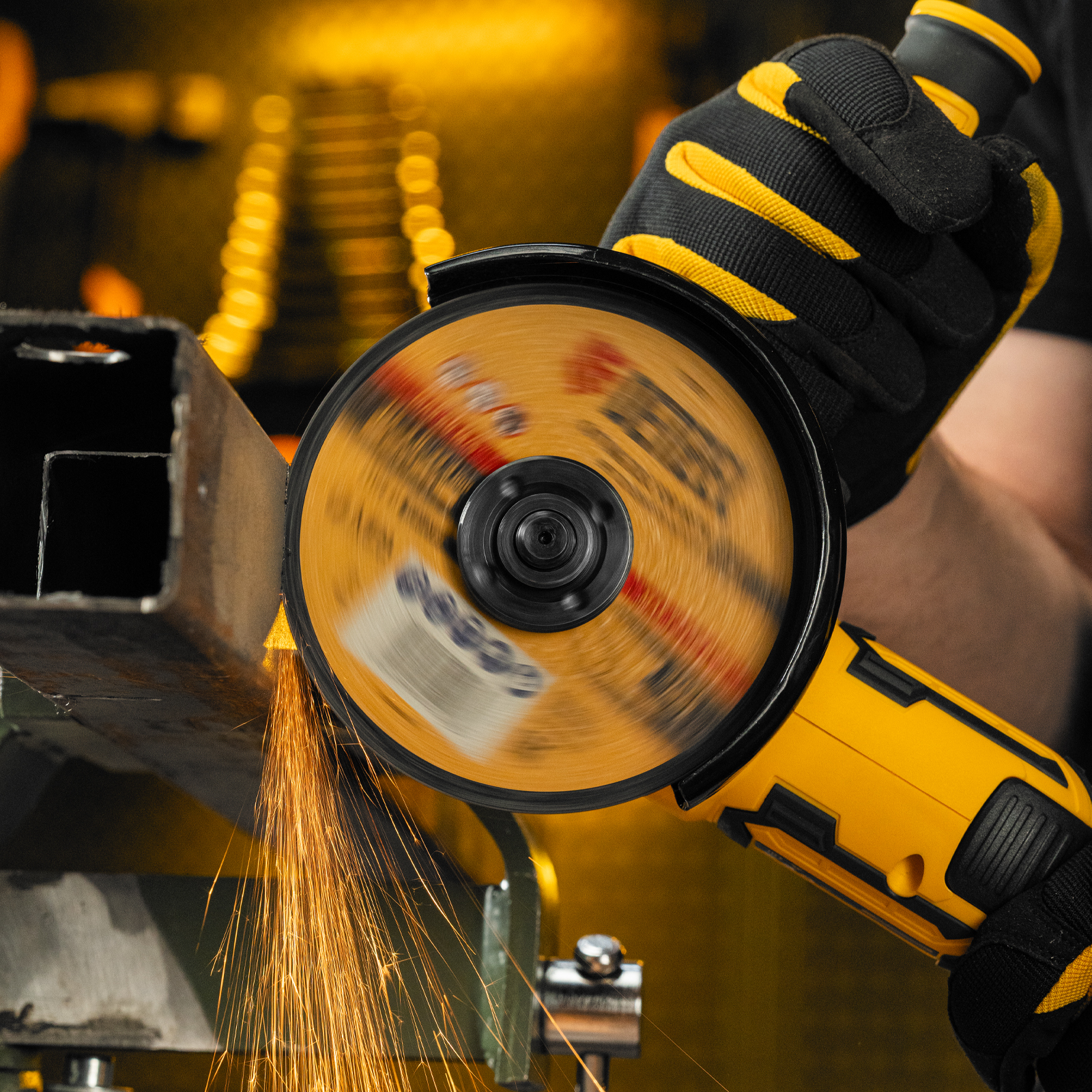 Круг отрезной по металлу, 125 х 2,0 х 22,2 мм, WA60TBF// Denzel