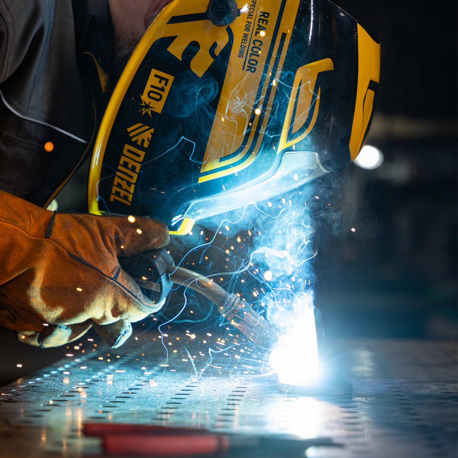 Щиток защитный лицевой (маска сварщика) F10, см. окно 100х96, Real Color, DIN 4-8/9-13 Denzel