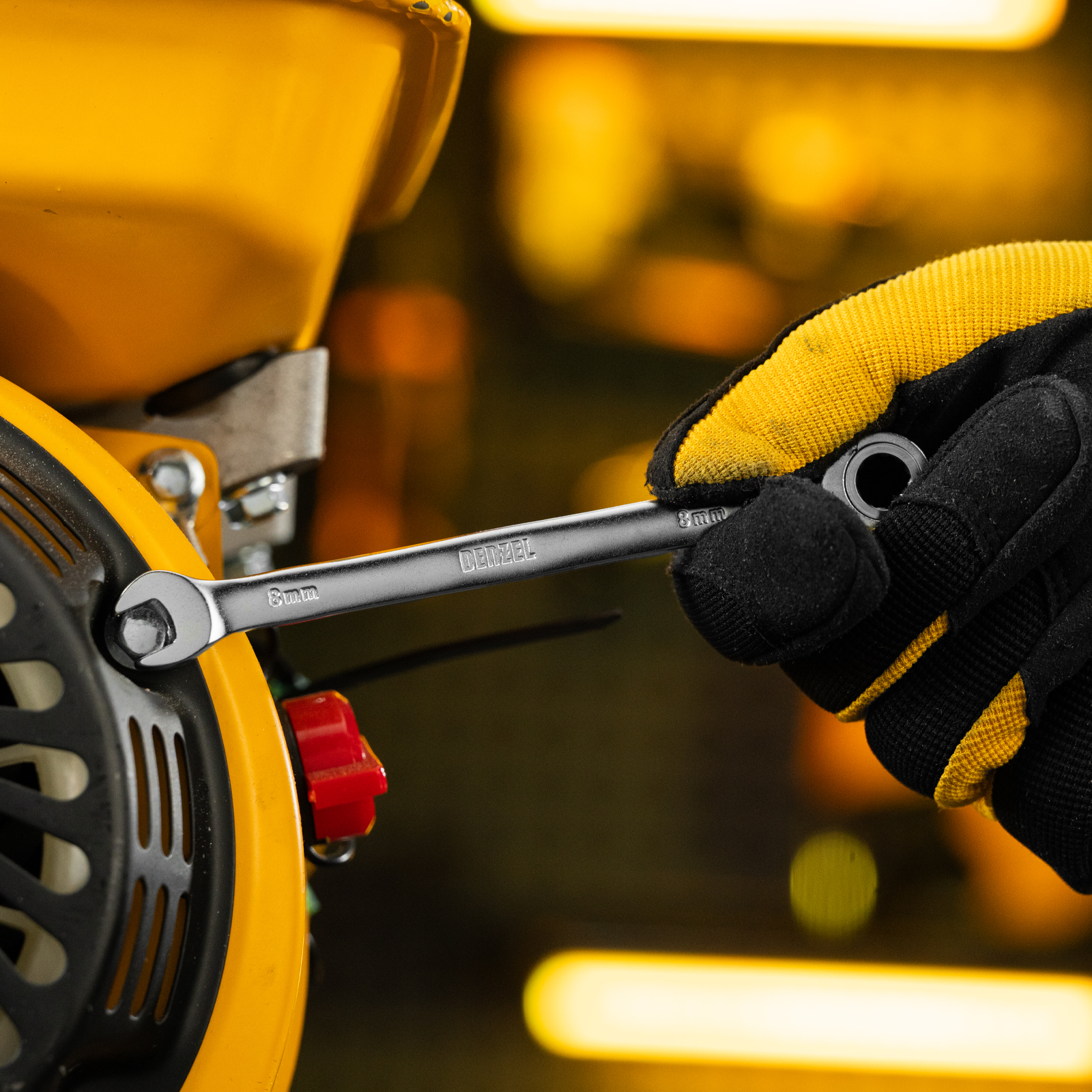 Ключ комбинированный трещоточный, 8 мм, CrV, матовый хром Denzel