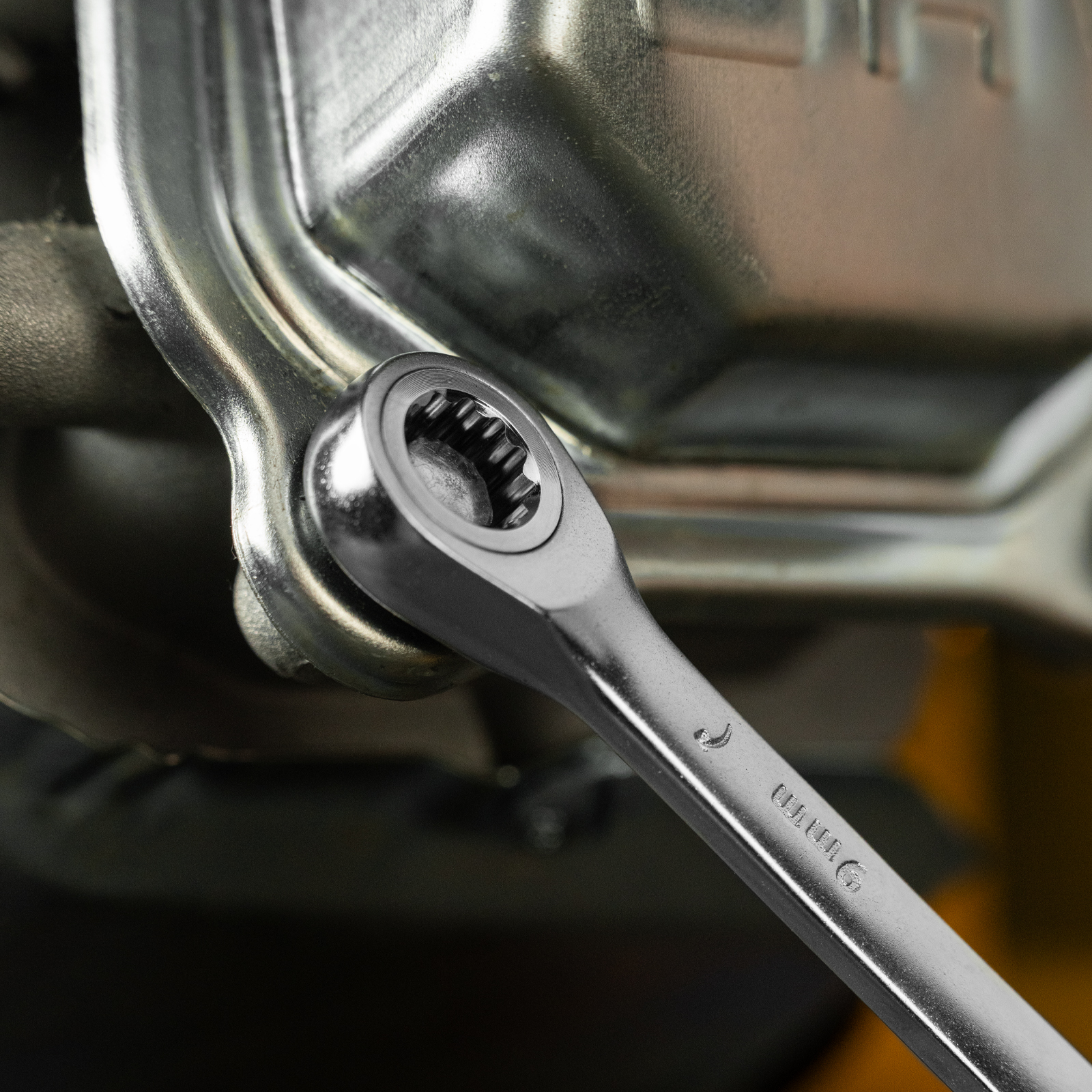 Ключ комбинированный трещоточный, 9 мм, CrV, матовый хром Denzel