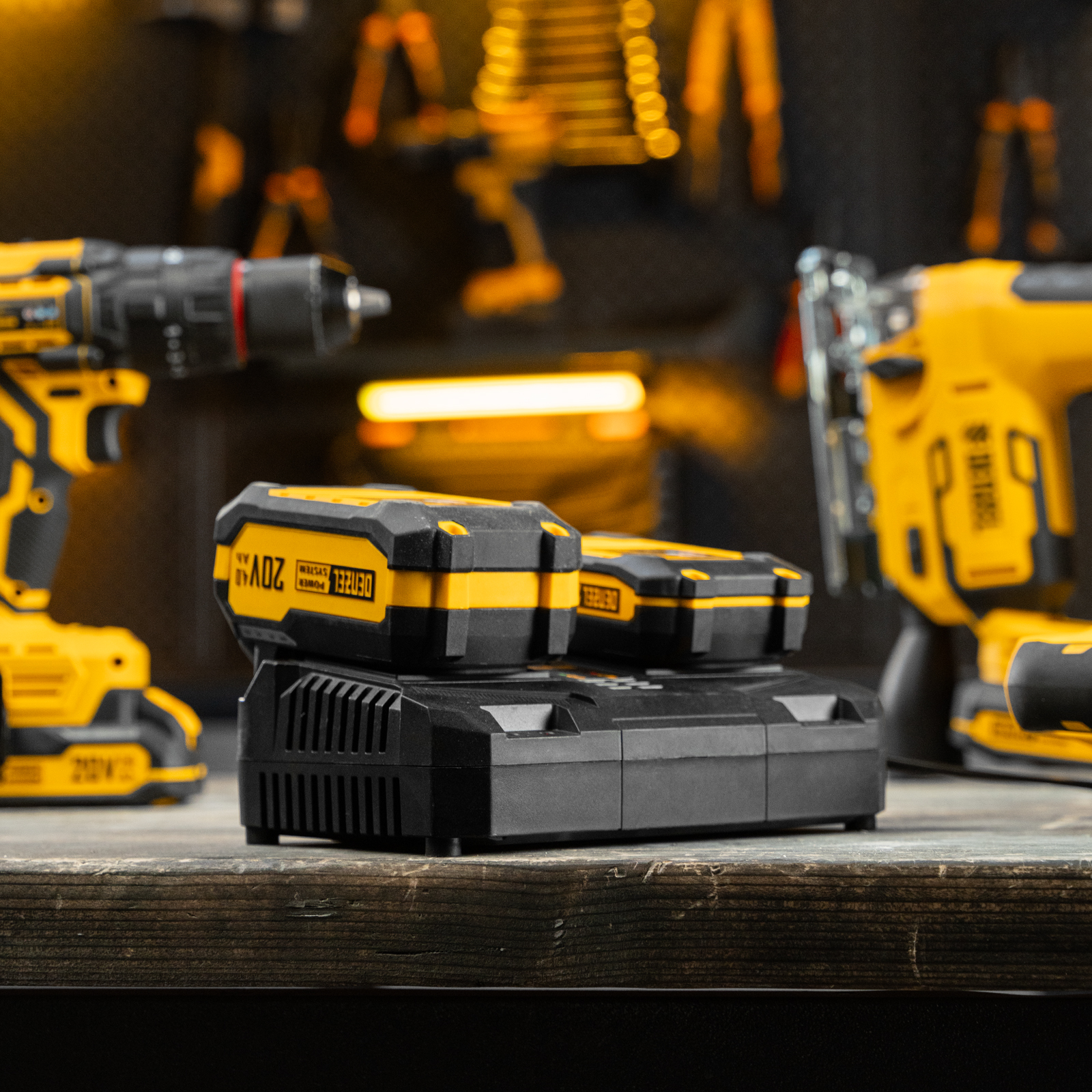 Устройство зарядное для аккумуляторов двухпортовое BCH-20-4.0x2, Li-Ion, 20 В, 4.0 А Denzel