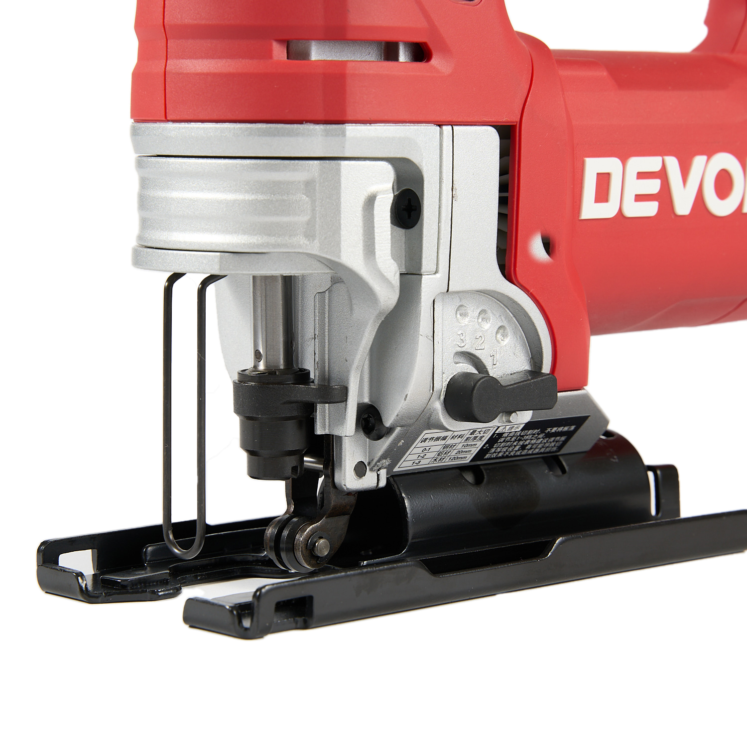 Лобзик электрический сетевой DEVON 3144-6-120Q / 120мм / 220 В / 600Вт / LED / быстрозажимное устройство / пластиковый кейс