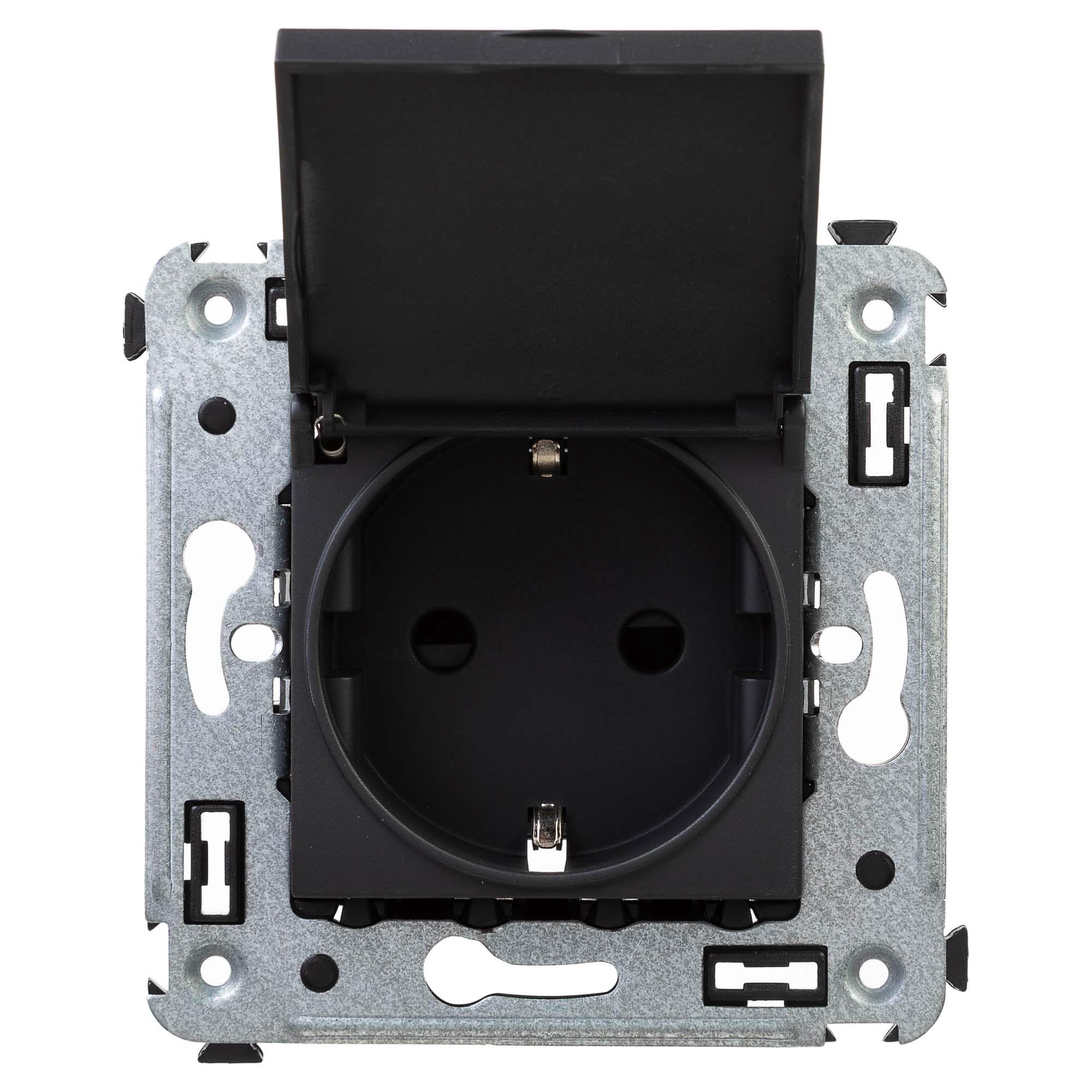 Розетка с крышкой в стену, 2P+E, с з/ш, "Avanti", "Черный матовый"