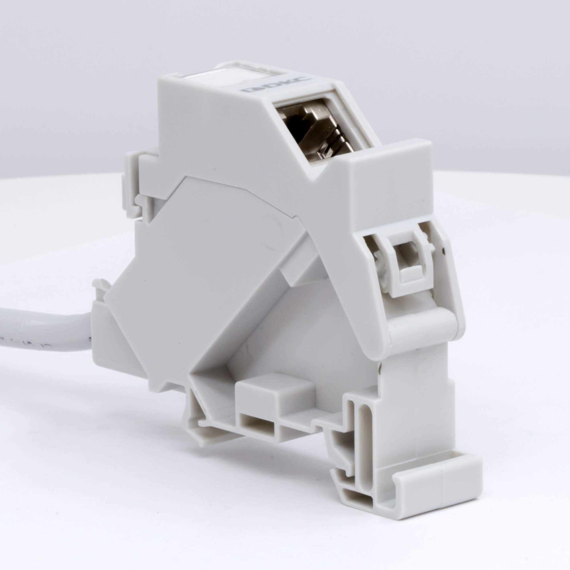 Адаптер на DIN рейку для модулей Keystone