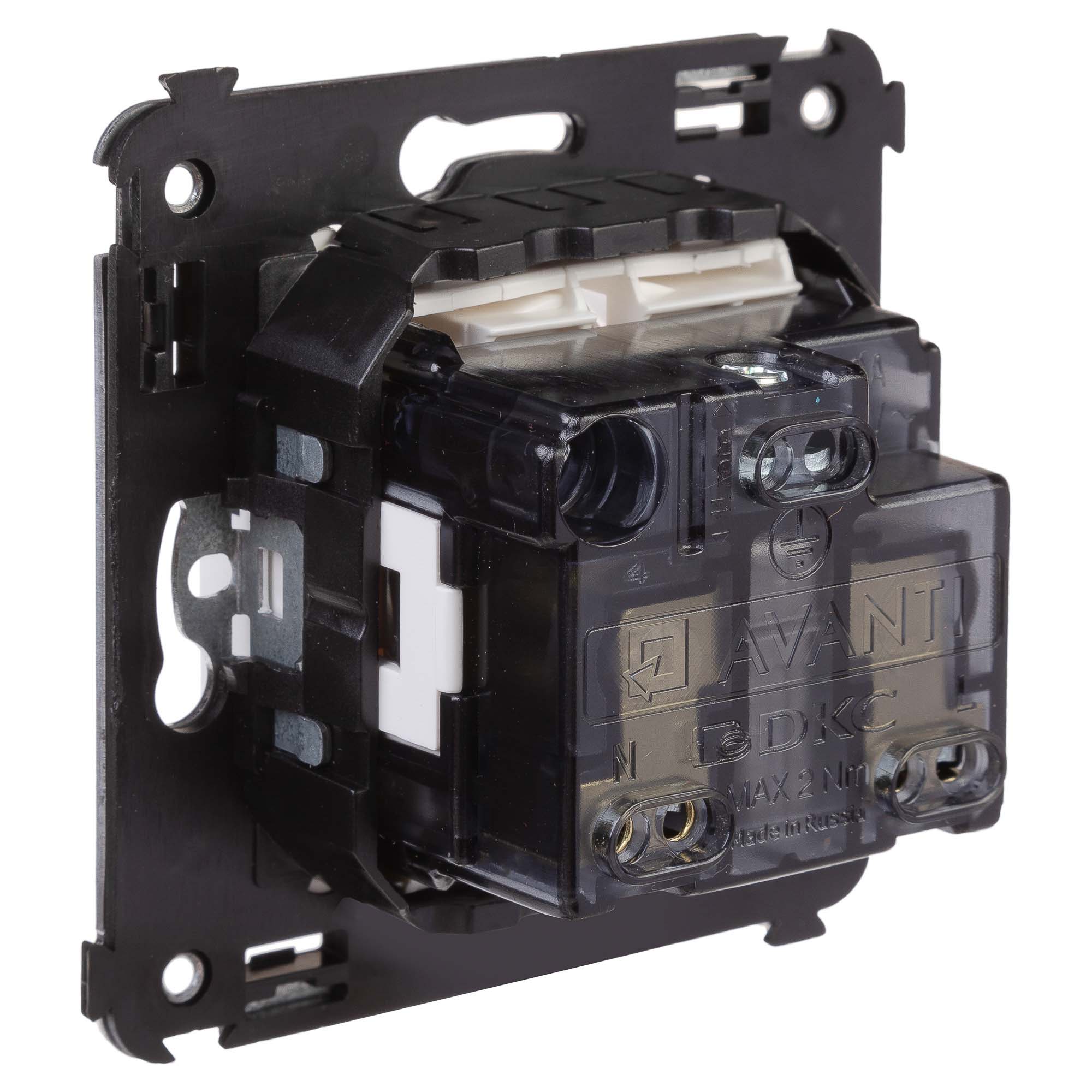 Розетка в стену, 2P+E, с з/ш, "Avanti", "Белое облако"