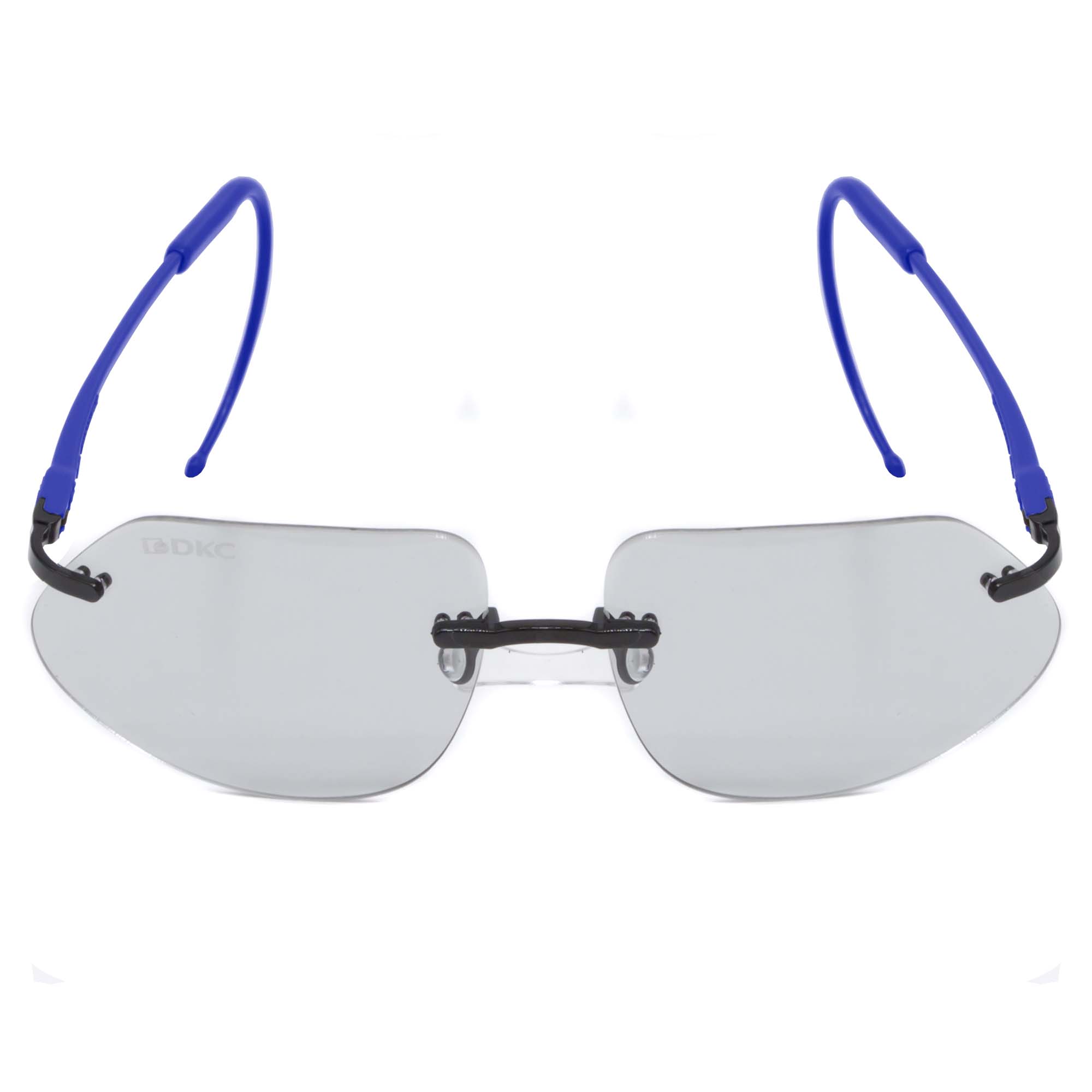 Спортивные очки с синим спортивным заушником