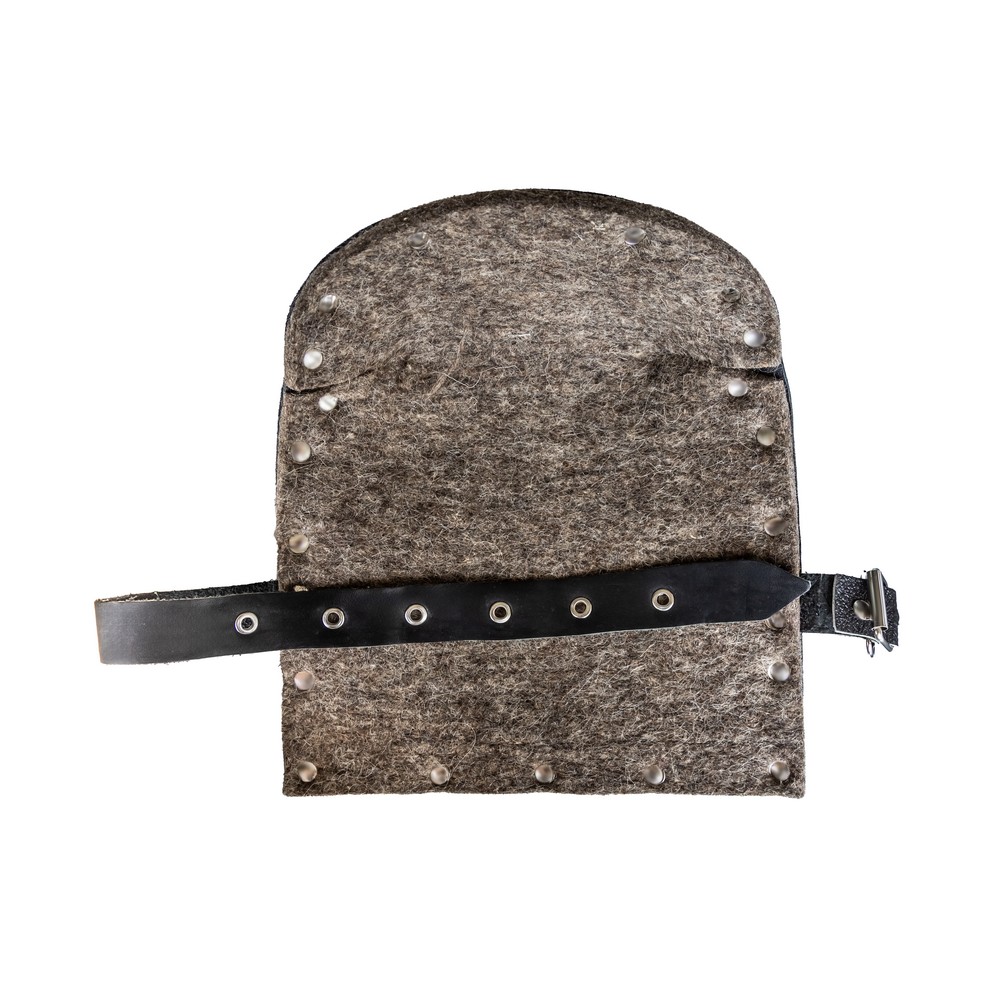 Наколенники из кожи