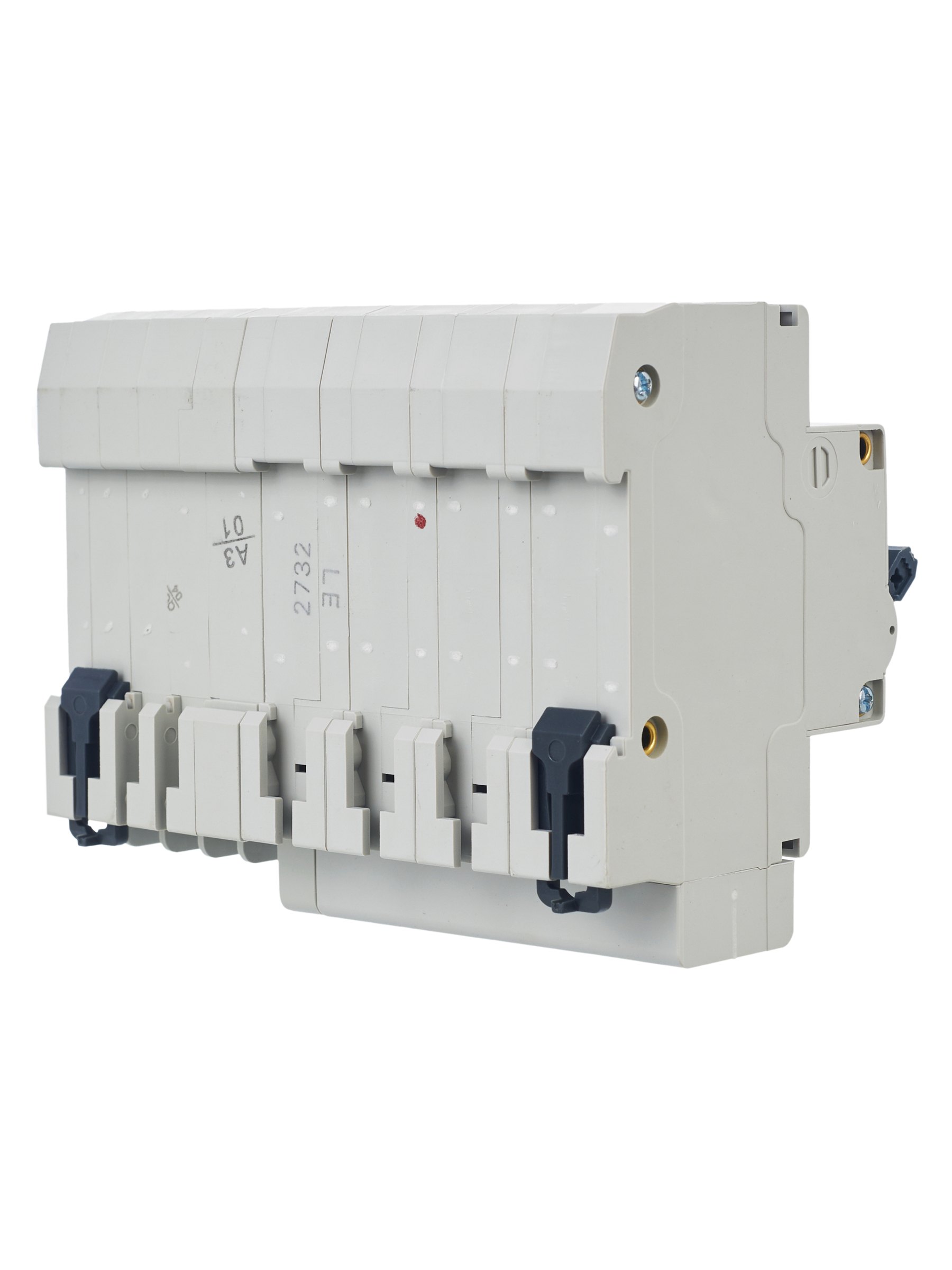 Дифференциальный автоматический выключатель АД14 4Р 32А 30мА GENERICA