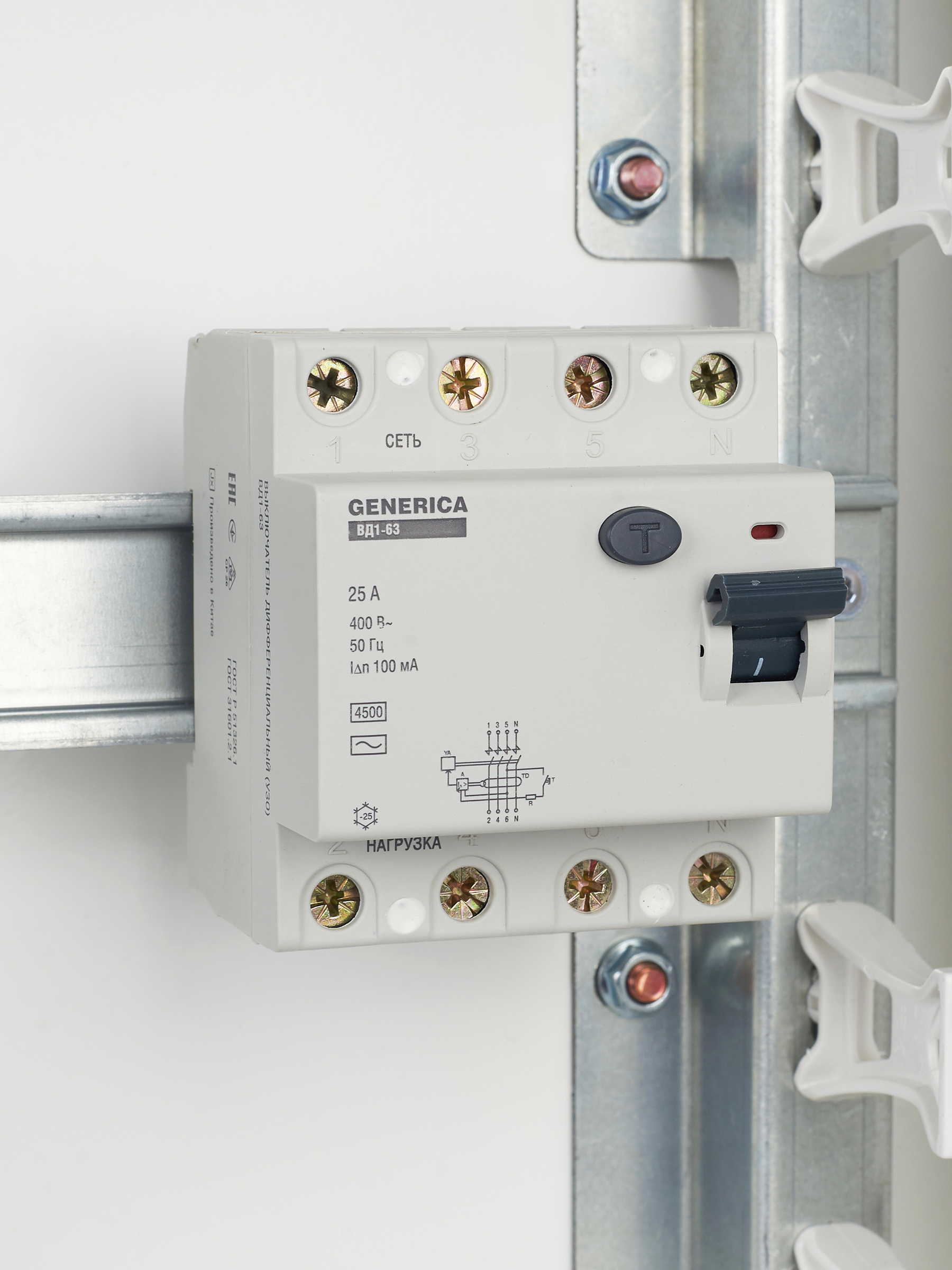 Выключатель дифференциальный (УЗО) ВД1-63 4Р 25А 100мА GENERICA