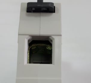 Насечки на контактных зажимах снижают тепловые потери и увеличивают механическую устойчивость соедин