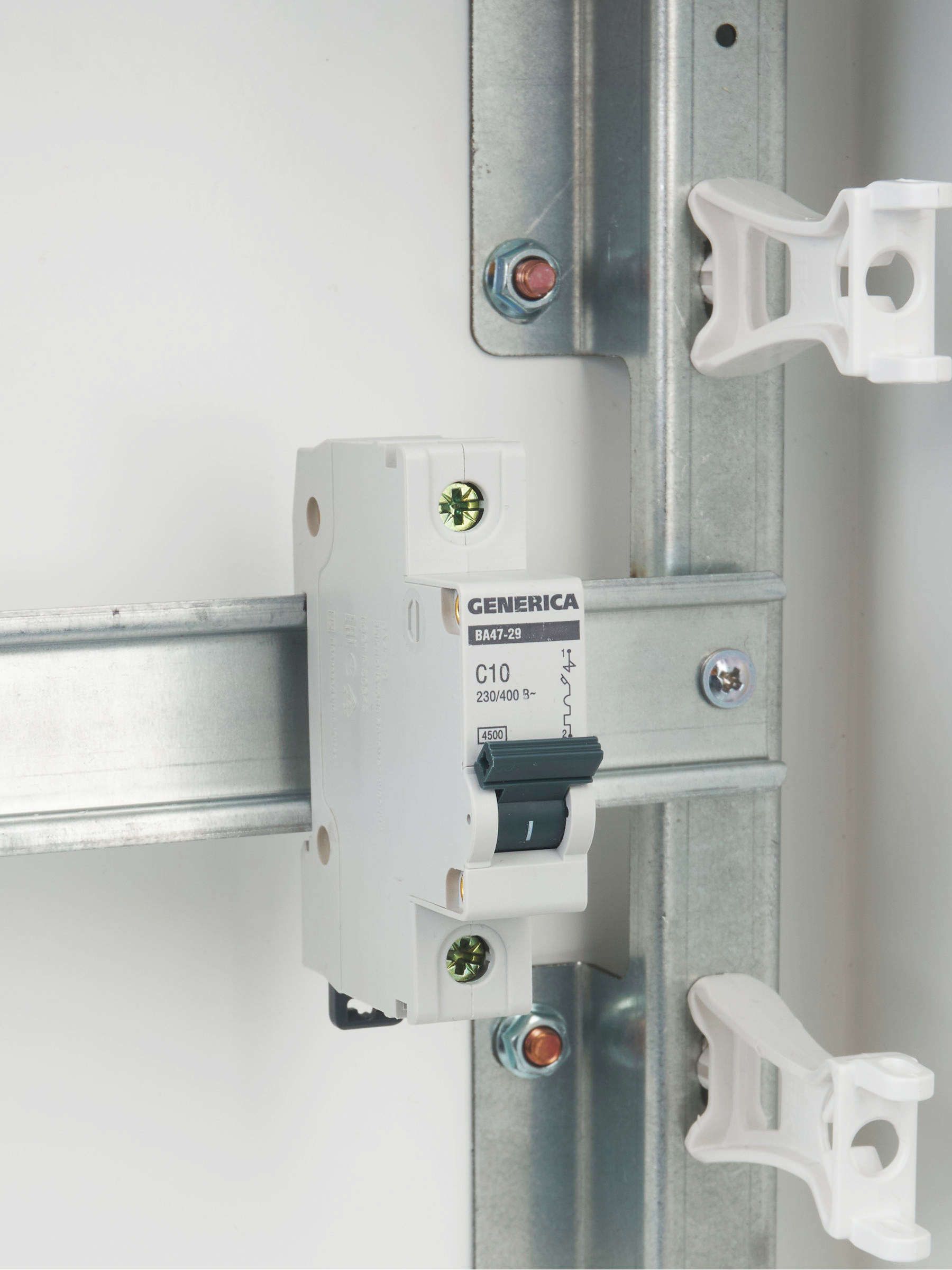 Автоматический выключатель ВА47-29 1Р 10А 4,5кА С GENERICA