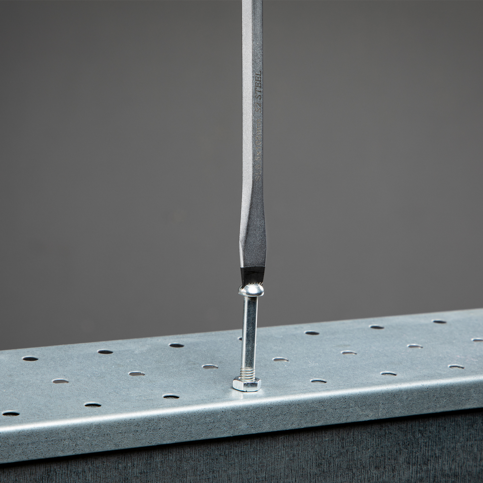 Отвертка SL6.5 x 100 мм, S2, трехкомпонентная рукоятка Gross