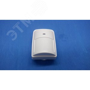 Извещатель охранный объемный оптико-электронный ИК, 15 м, 90°, иммунитет к животным до 35кг., U-пит.8.5...16В, I-потр.12.7мА (мах), t-раб.-30...+50°С,