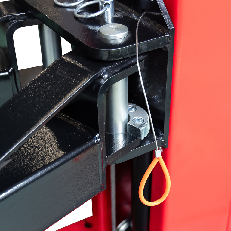 Подъемник электрогидравлический 4т 110-1900мм 2-х стоечный 220В верх.синхрон. (ручн. спуск) GTE