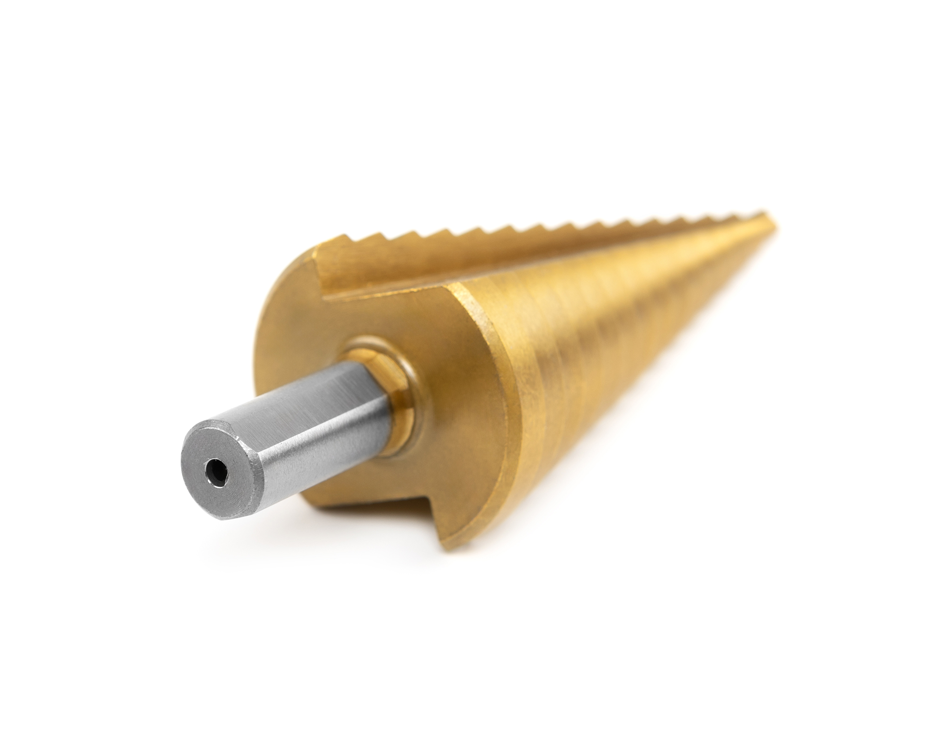 Сверло ступенчатое 4-32 ст.15 нитрид титан (dхв=10,0, Р6М5) (4;6;8;10;12;14;16;18;20;22;24;26;28;30;32) HORTZ