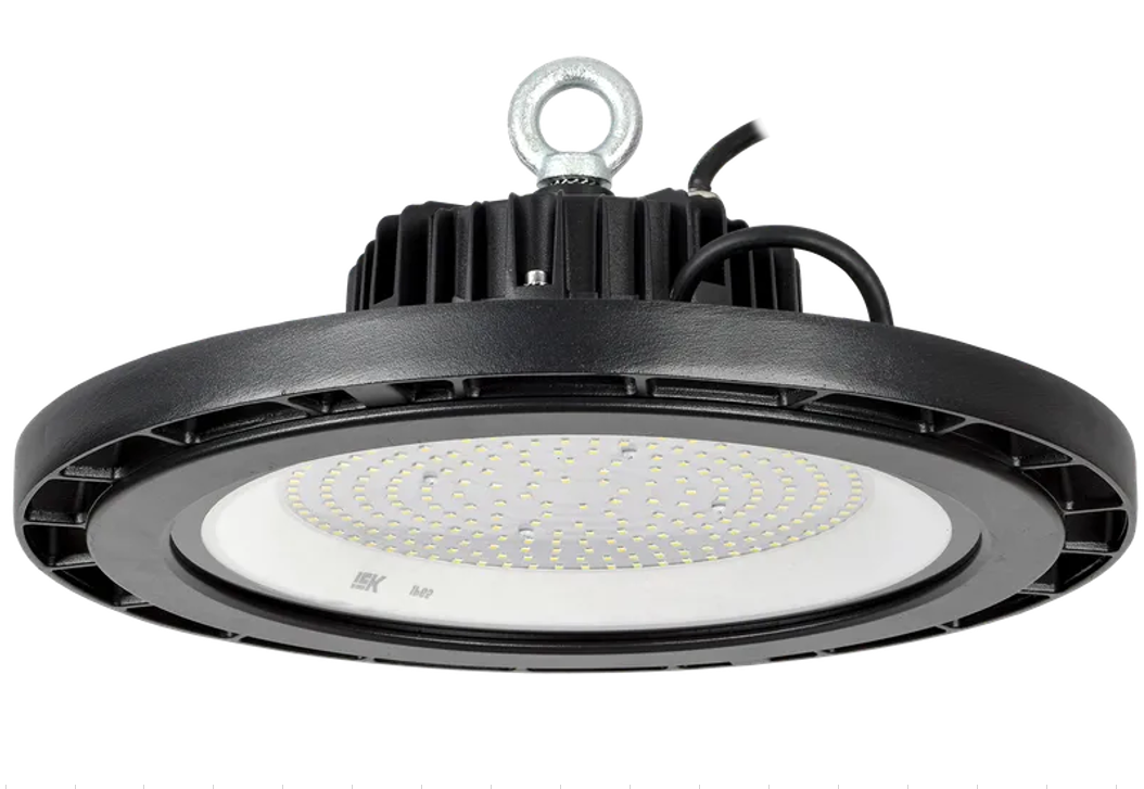 Высокопрочный алюминиевый рым-болт обеспечивает надежный подвес светильника.