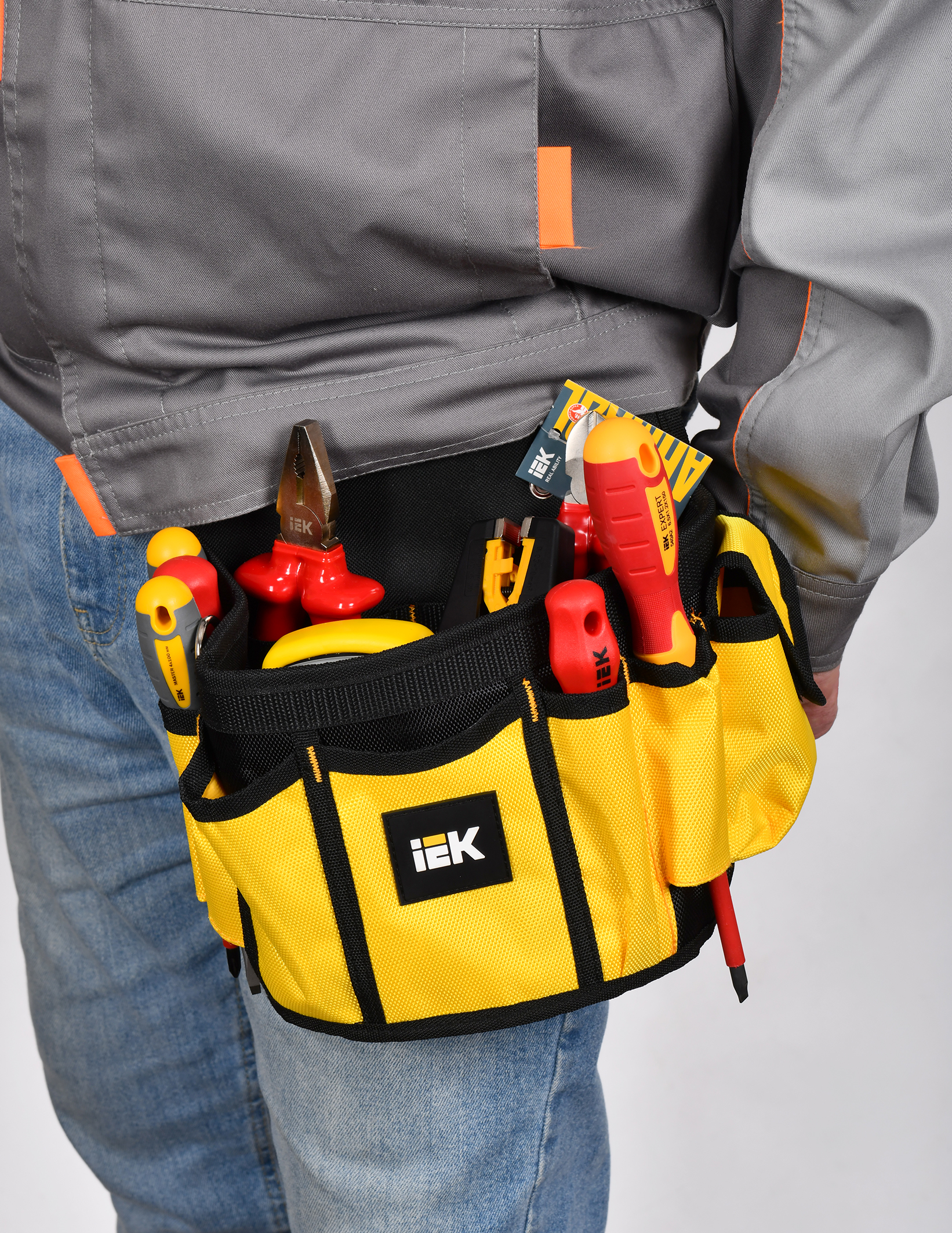 ARMA2L 5 Сумка монтажника открытого типа BG-05 IEK