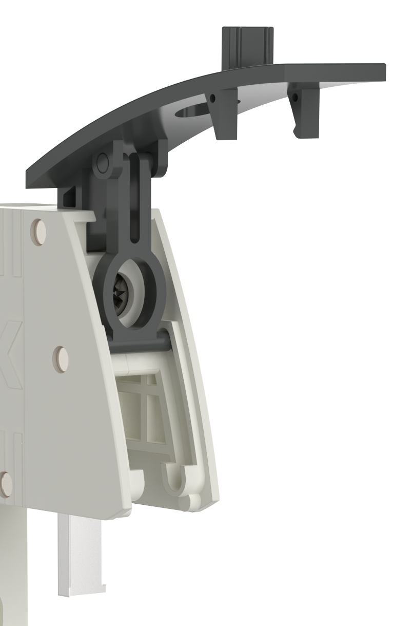 Защитные крышки фиксируются в открытом положении.