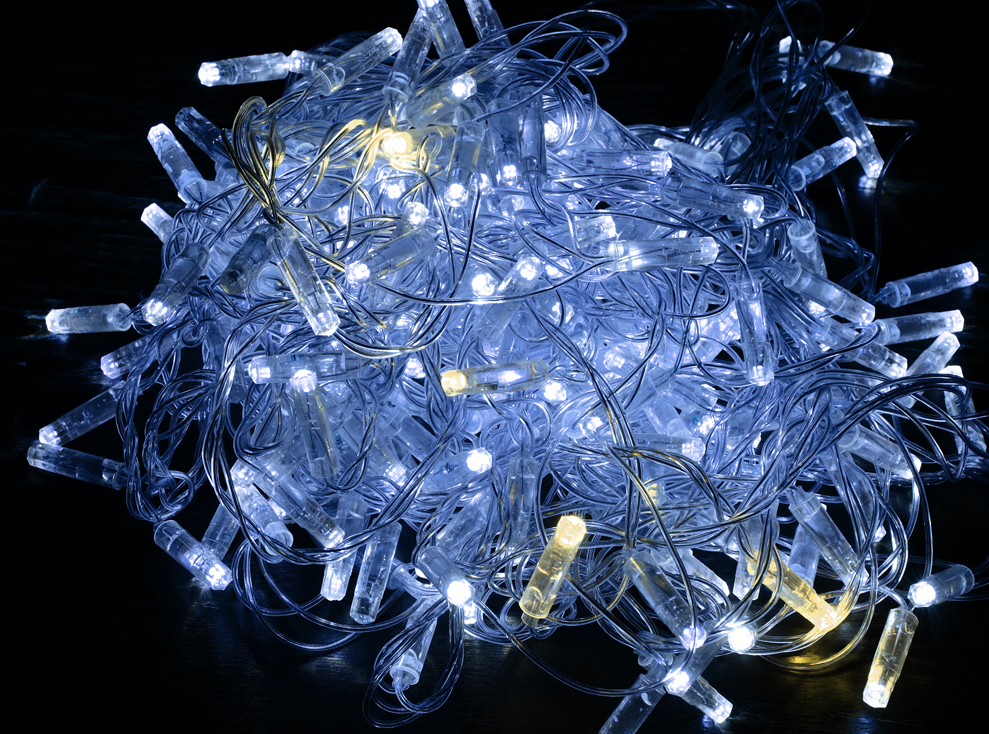 Гирлянда нить 10м 100 светодиодов белый свет IP44 прозрачный шнур 3м 230В мерцание транзит IEK