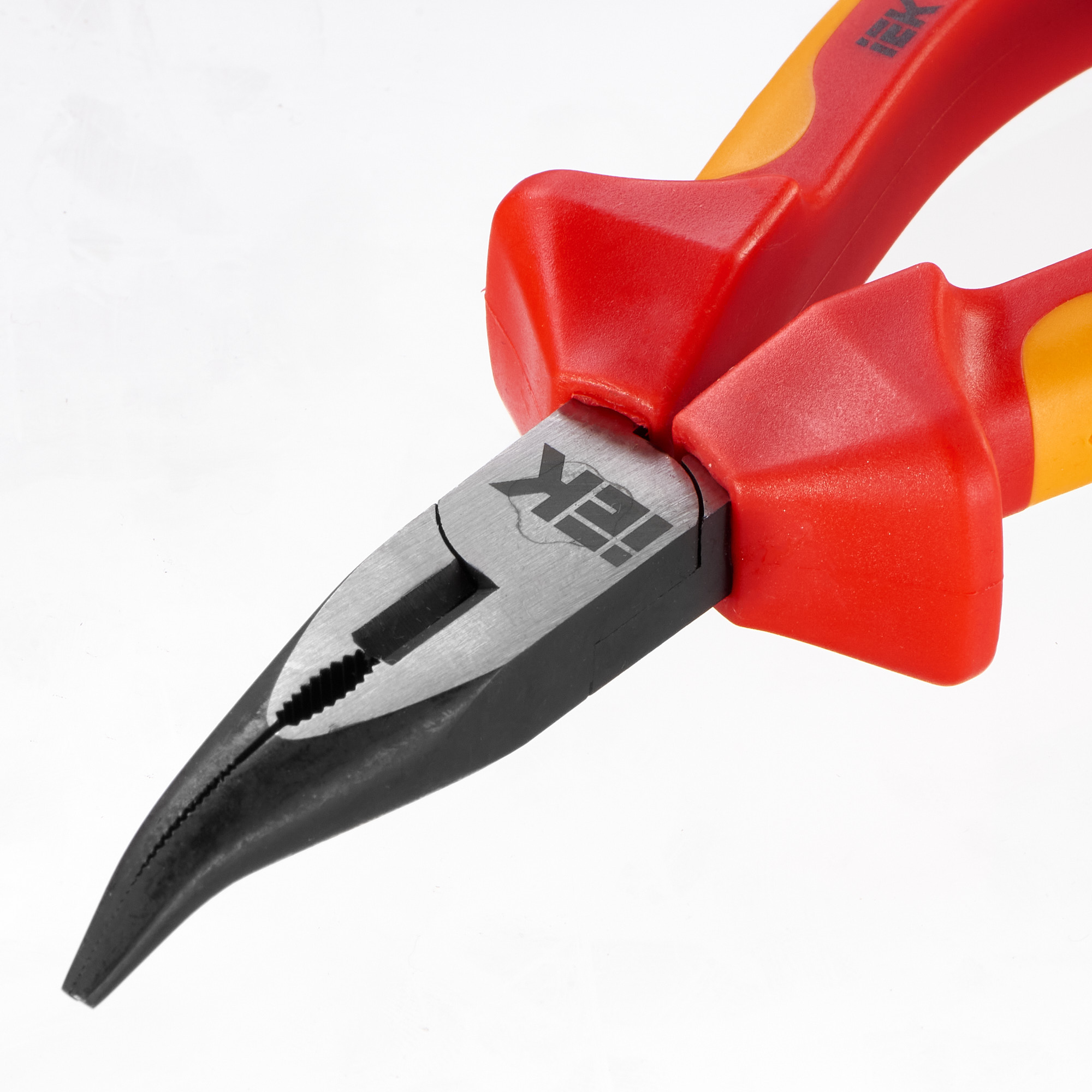 ARMA2L 3 Тонкогубцы изогнутые диэлектрические 160мм K3 IEK