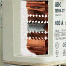 Для быстрого и эффективного дугогашения корпус плавкой вставки наполнен кварцевым песком высокой хим