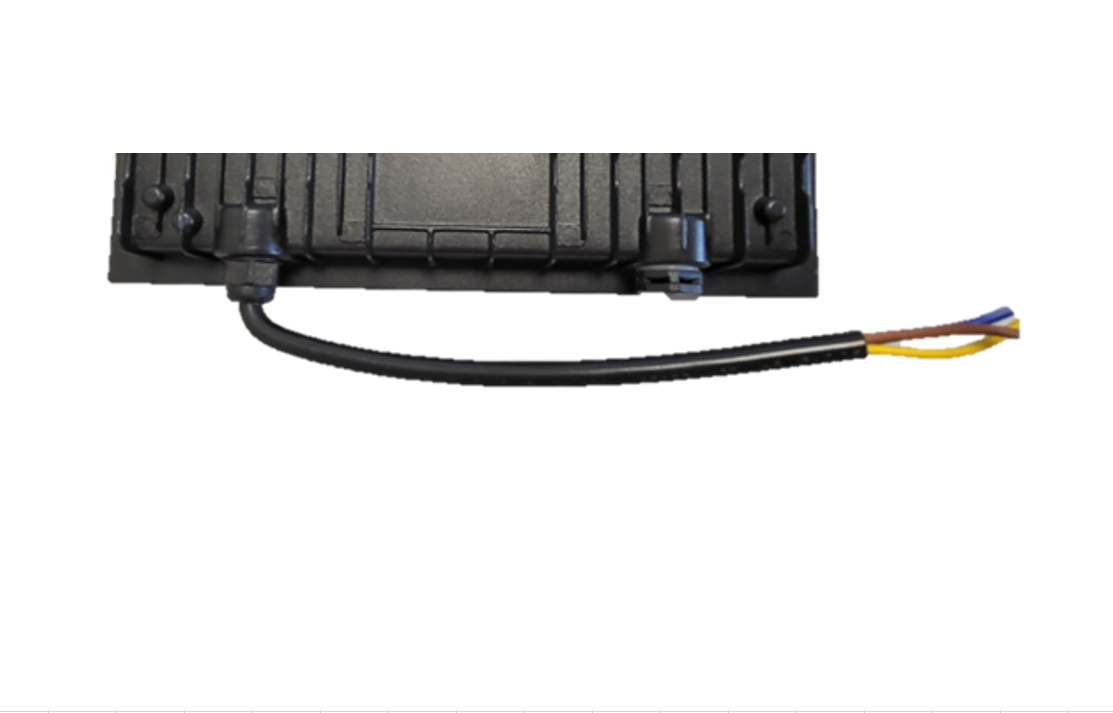 Для более удобного подключения к сети увеличена длина кабеля до 200 мм.