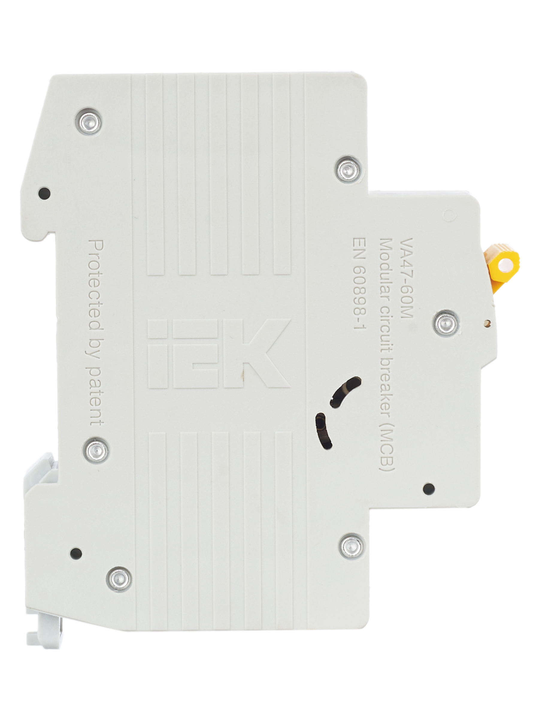 KARAT Автоматический выключатель ВА47-60M 1P C 10А 6кА IEK
