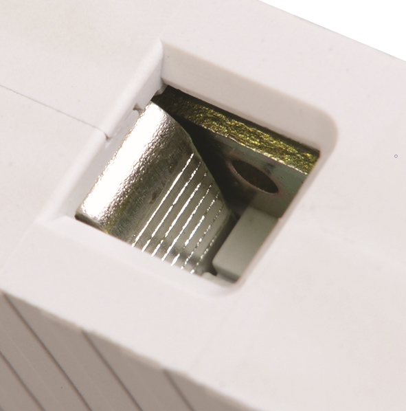 Насечки на контактных зажимах снижают тепловые потери и увеличивают механическую устойчивость соедин