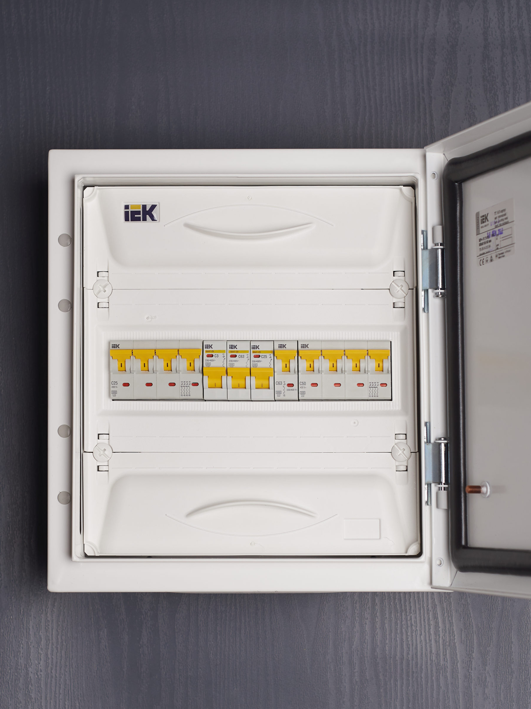 KARAT Автоматический выключатель ВА47-29 1P C 3А 4,5кА IEK