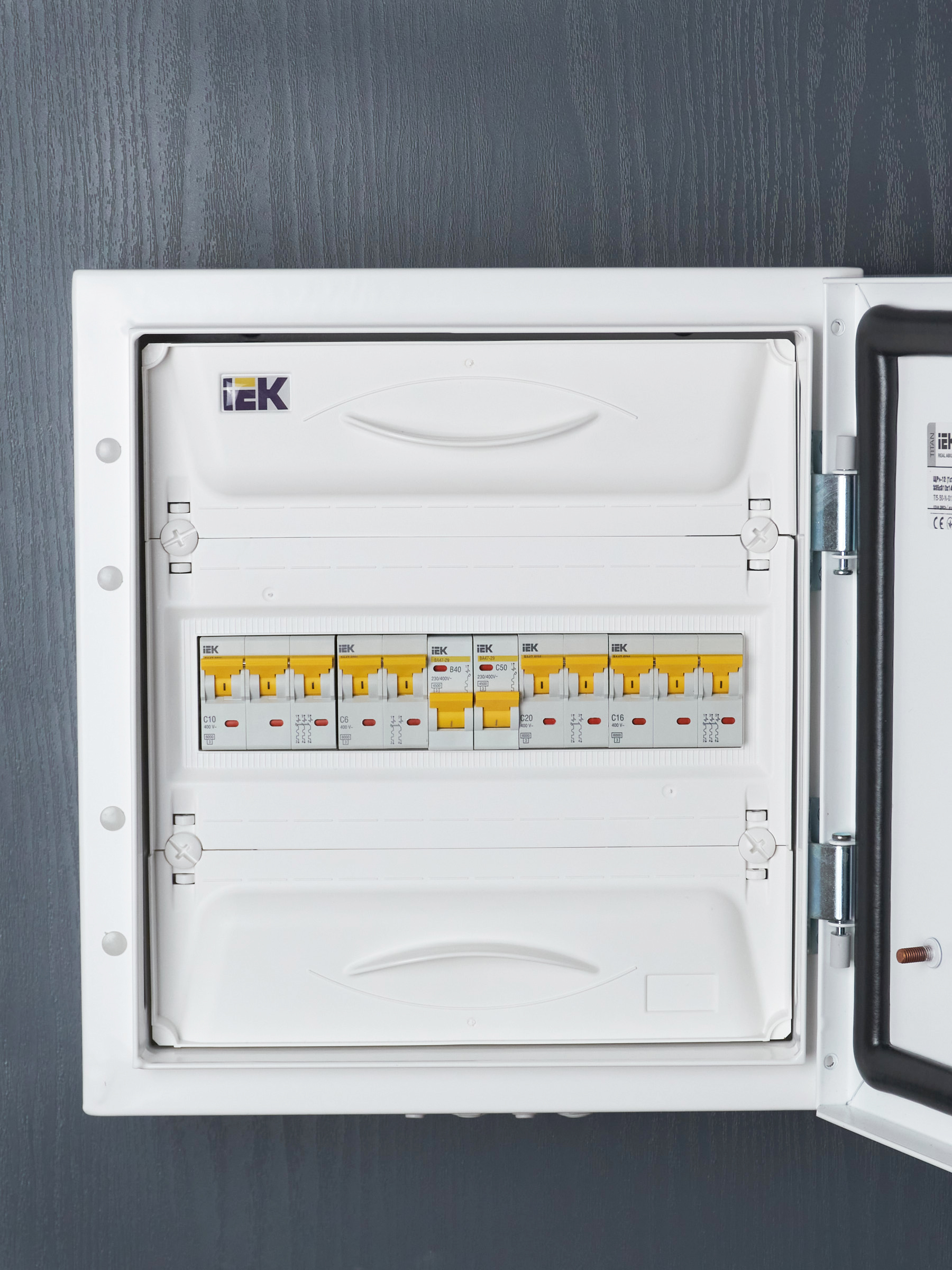 KARAT Автоматический выключатель ВА47-29 1P B 40А 4,5кА IEK