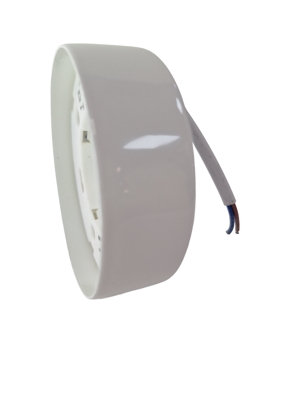 Минималистичный корпус для невысоких потолков