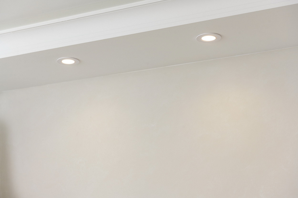 Светильник 4104 встраиваемый под лампу MR16 круг пластиковый белый IEK