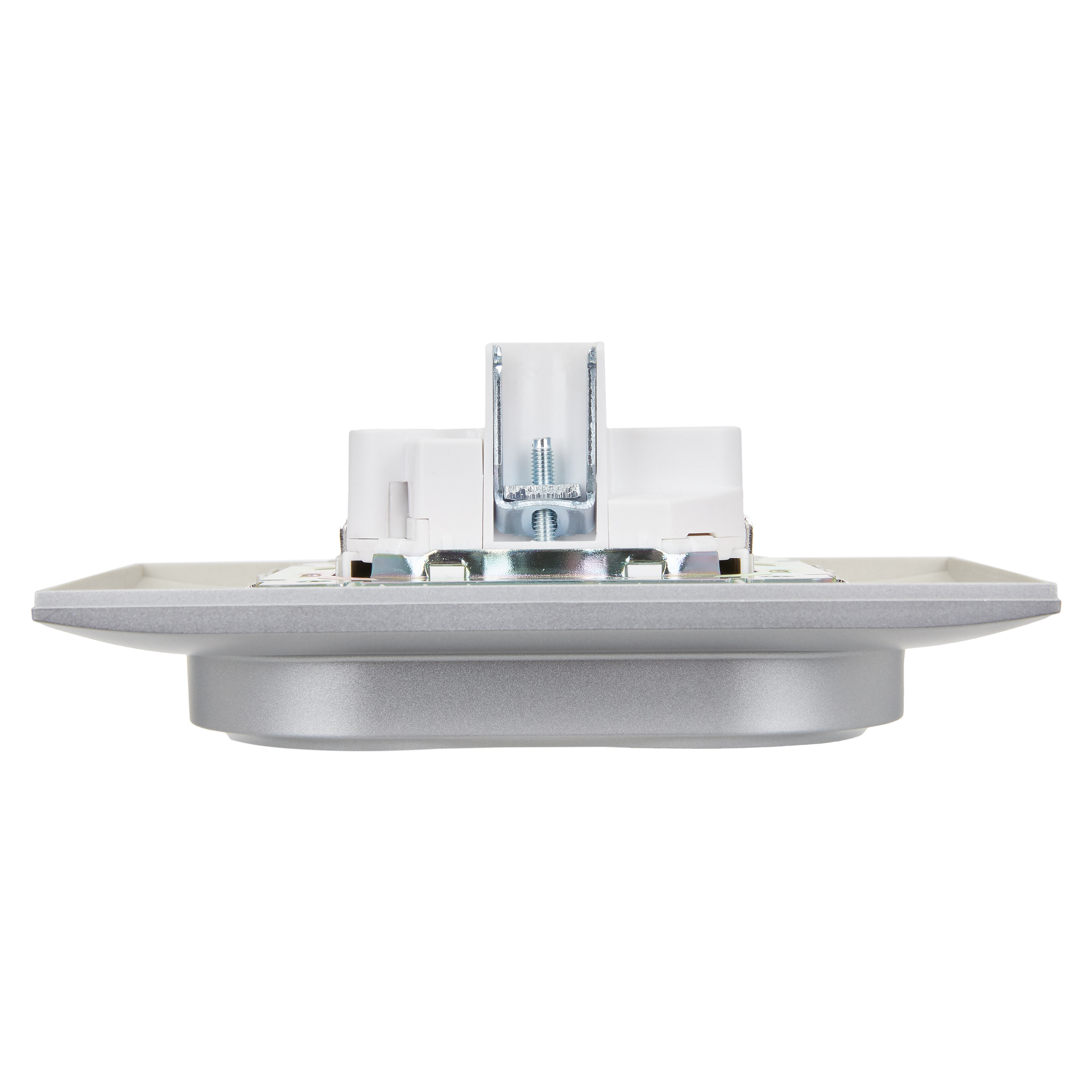 SKANDY Розетка 2-местная с заземлением с защитными шторками 16А в сборе SK-R07S серебряный IEK