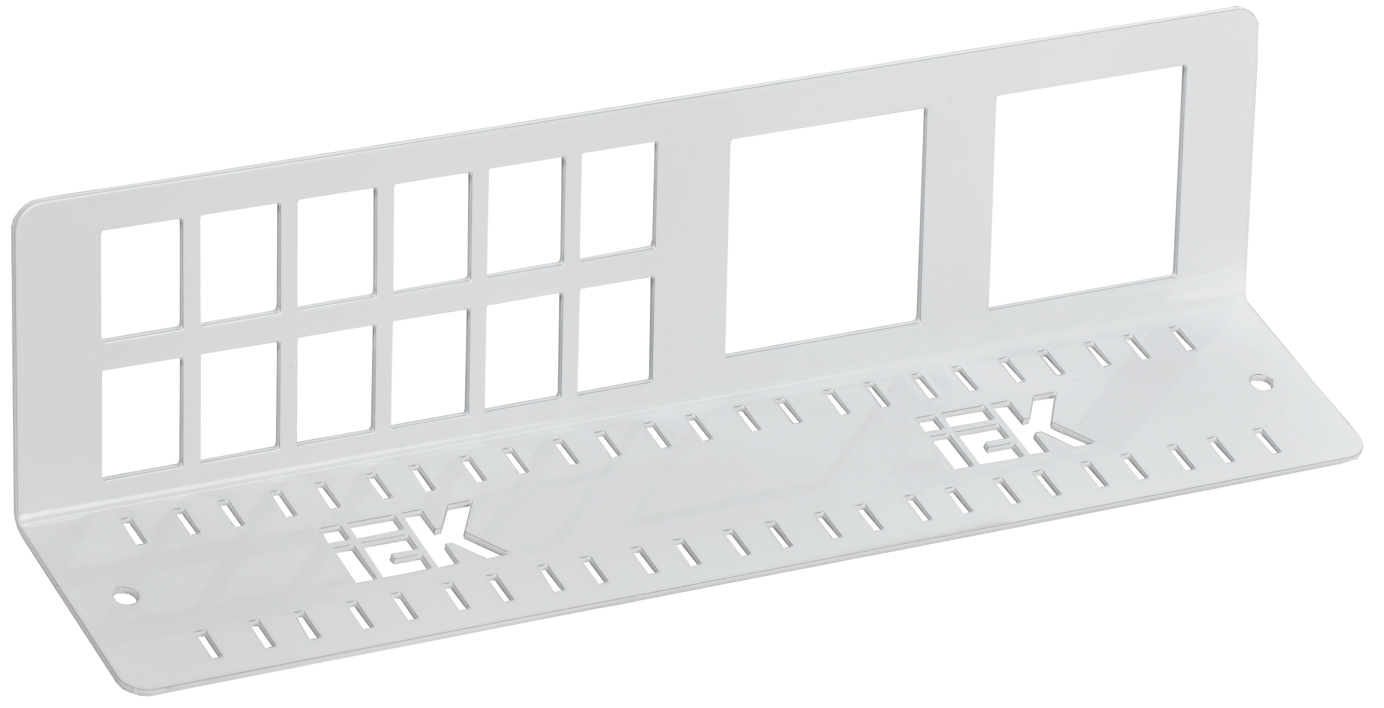 Специальная панель имеет возможность установки модулей keystone и розеток 45*45