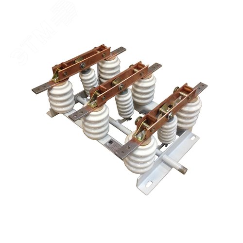 Разъединитель РВ-(ф)-10/630 в комплекте с приводоми вилками (исполнение с фарфоровыми изоляторами)