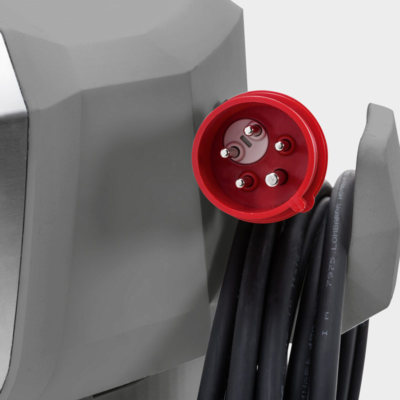 Промышленный пылесос IVS 100/55 M Karcher 1.573-722.0 с базовым комплектом принадлежностей