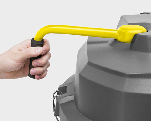 Промышленный пылесос IVS 100/55 M Karcher 1.573-722.0 с базовым комплектом принадлежностей