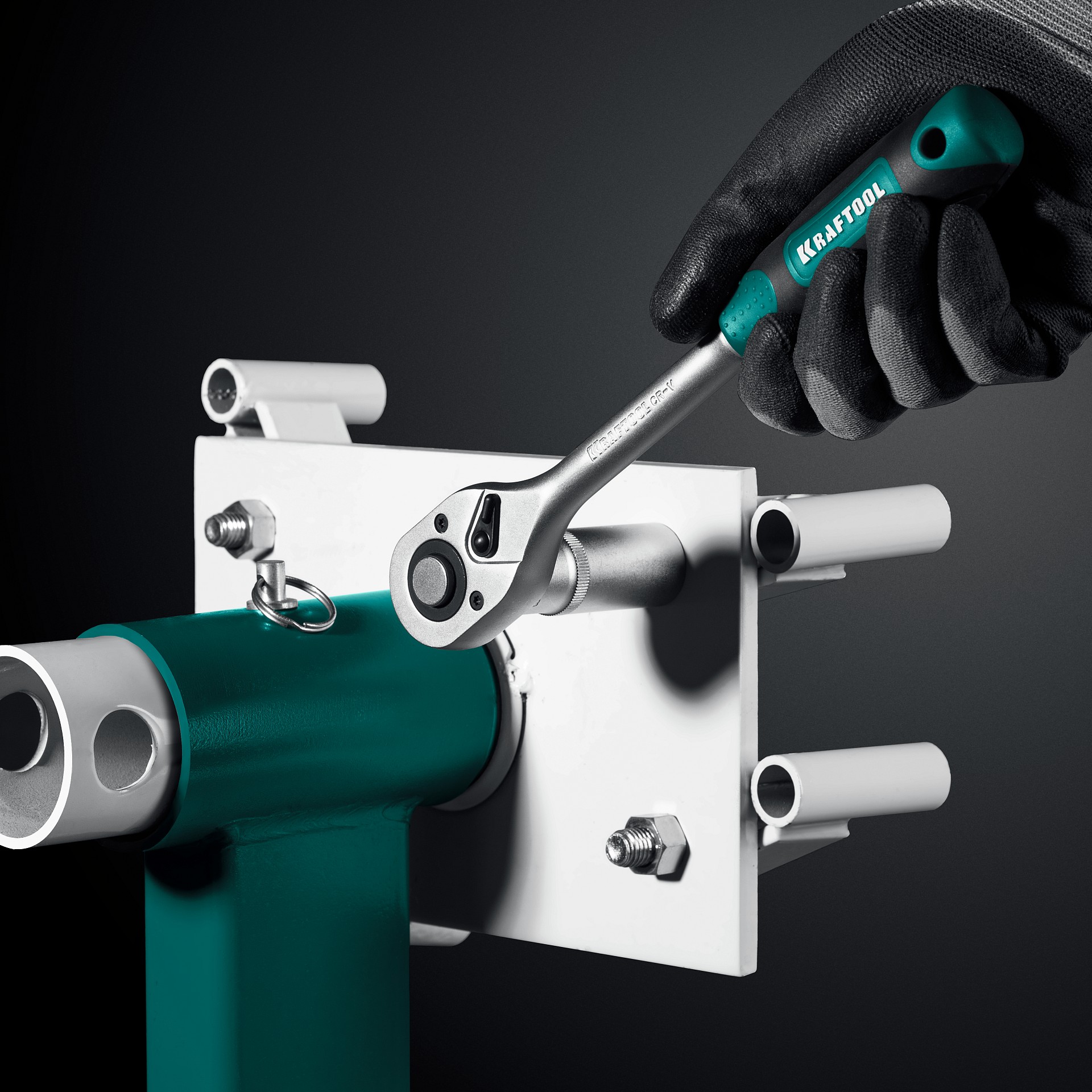 KRAFTOOL EXTREM-142, 142 предм., (1/2″+3/8″+1/4″), универсальный набор инструмента (27889-H142)