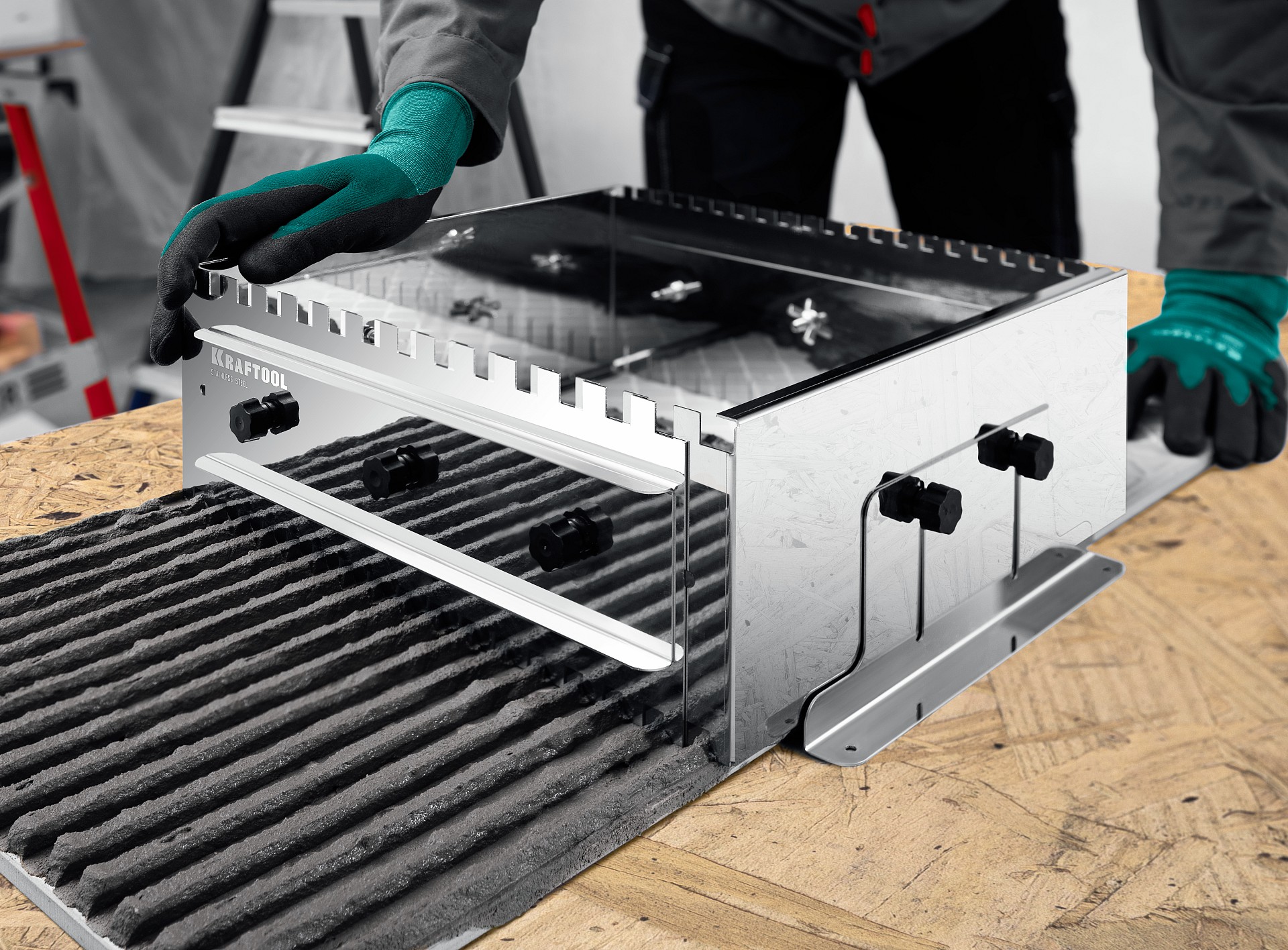 KRAFTOOL BUNKER-4 зуб 8, 10, 12 мм, полукруг 10х20 мм, нерж. сталь, Раздвижная гребенка для плитки (08081)