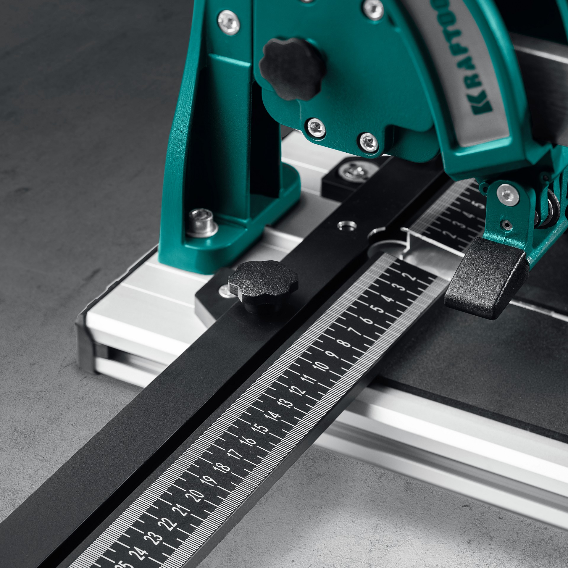 KRAFTOOL GRAND-1200, профессиональный ручной плиткорез (33271-120)