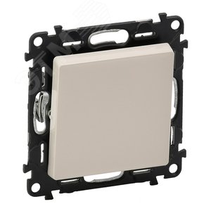 Valena LIFE Выключатель кнопочный 6А 250В с лицевой панелью Безвинтовые зажимы Слоновая кость