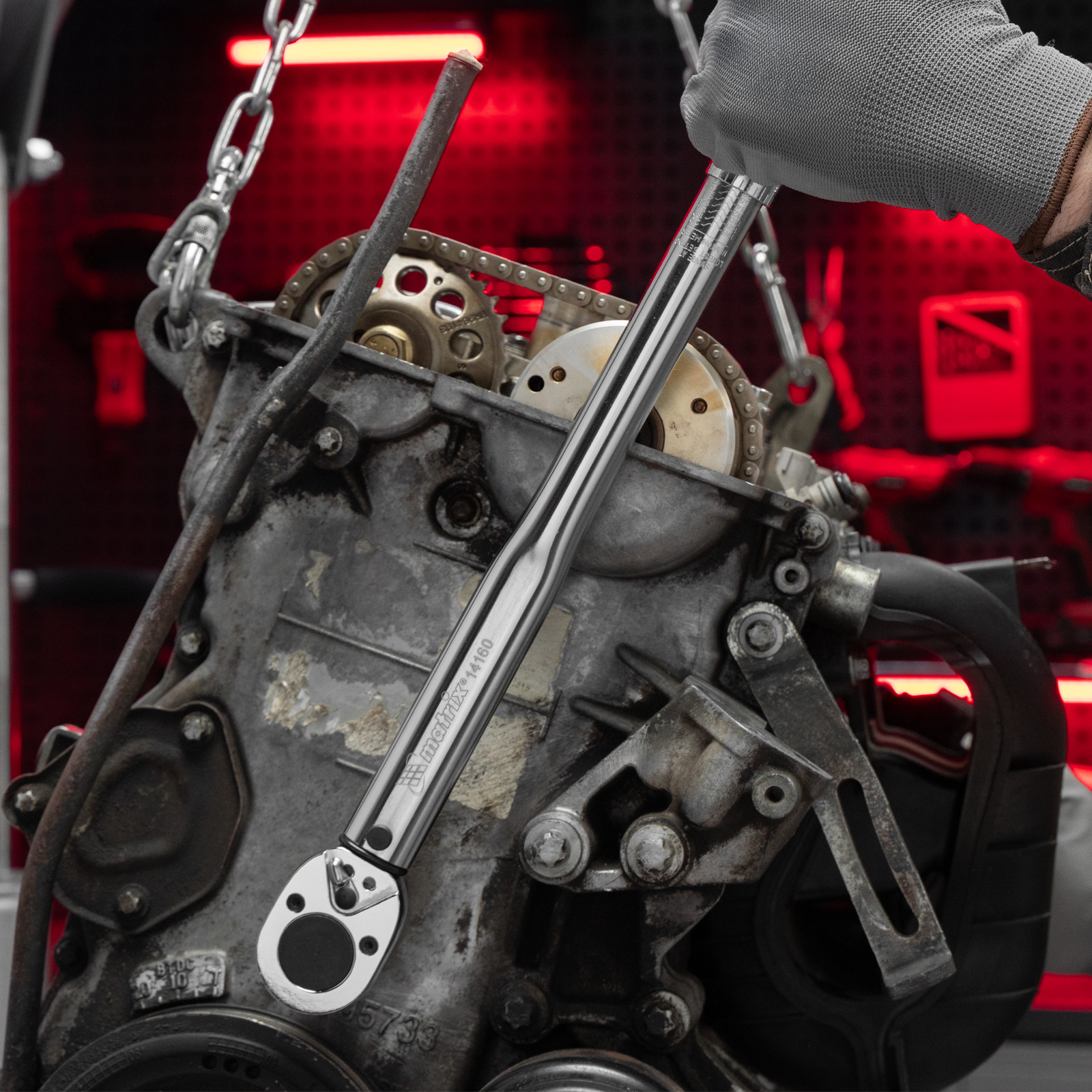 Ключ динамометрический, 42-210 Нм, 1/2, CrV, хромированный Matrix