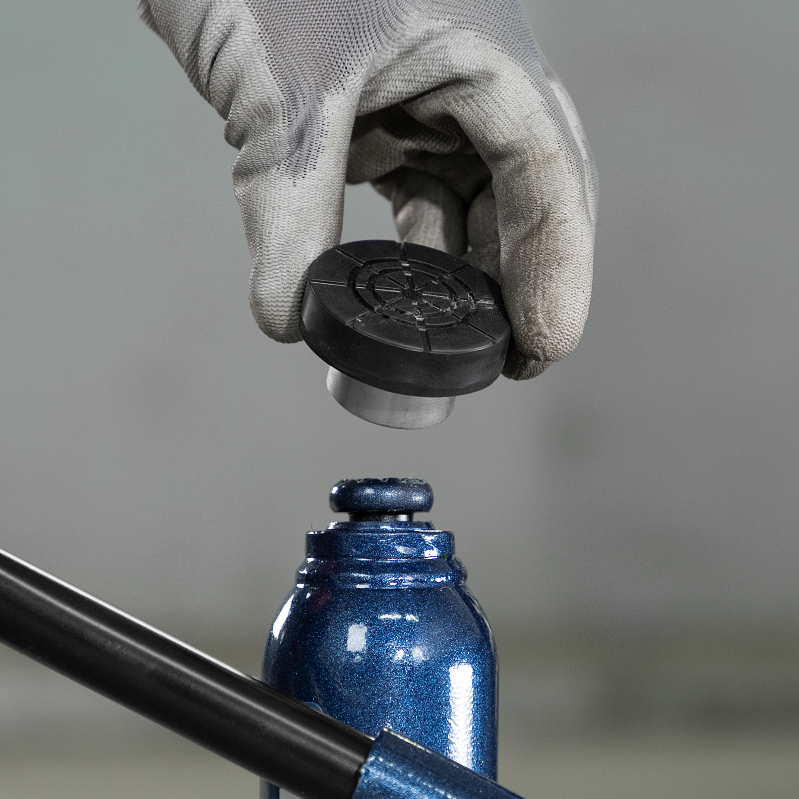 Резиновая опора для бутылочных домкратов, D штока 32 мм Matrix Россия