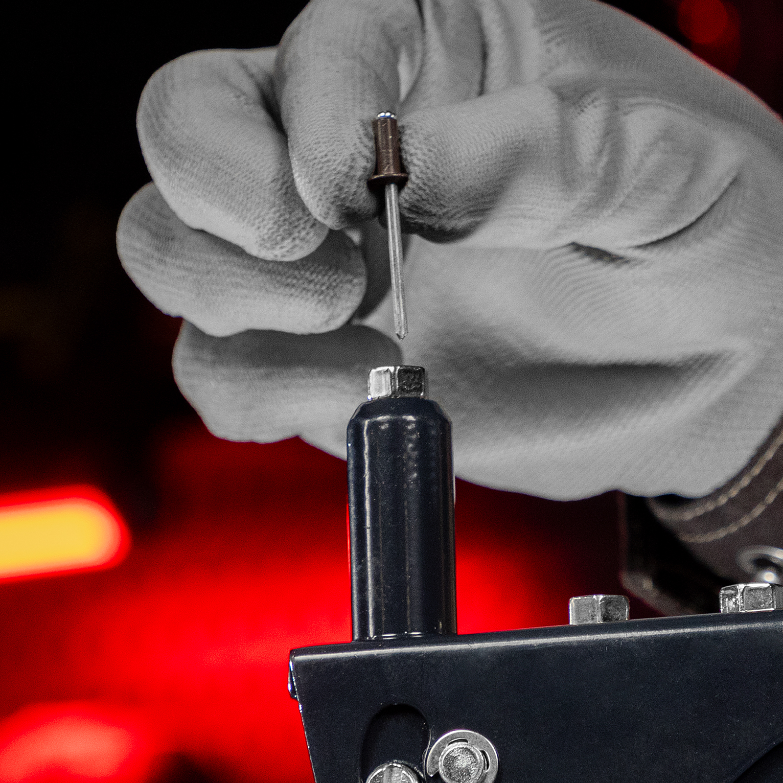 Заклепки 4.0 х 10 мм RAL 8017, темно-коричневый, 50 шт Matrix