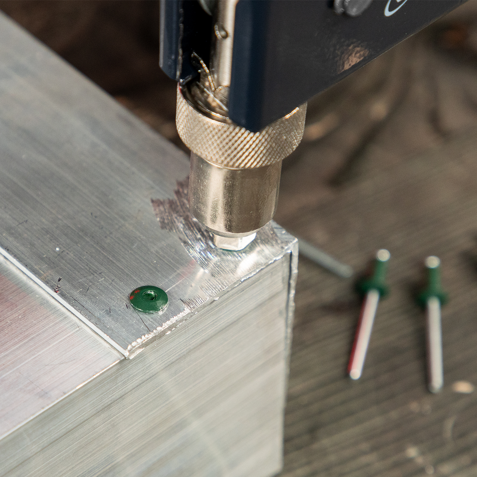 Заклепки 4.0 х 10 мм RAL 6005, темно-зеленые, 50 шт Matrix