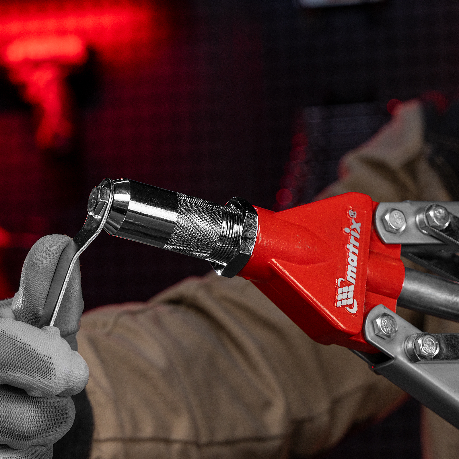 Заклепочник двуручный, для заклепок 3.2-4.0-4.8-6-6,4 мм Matrix Professional