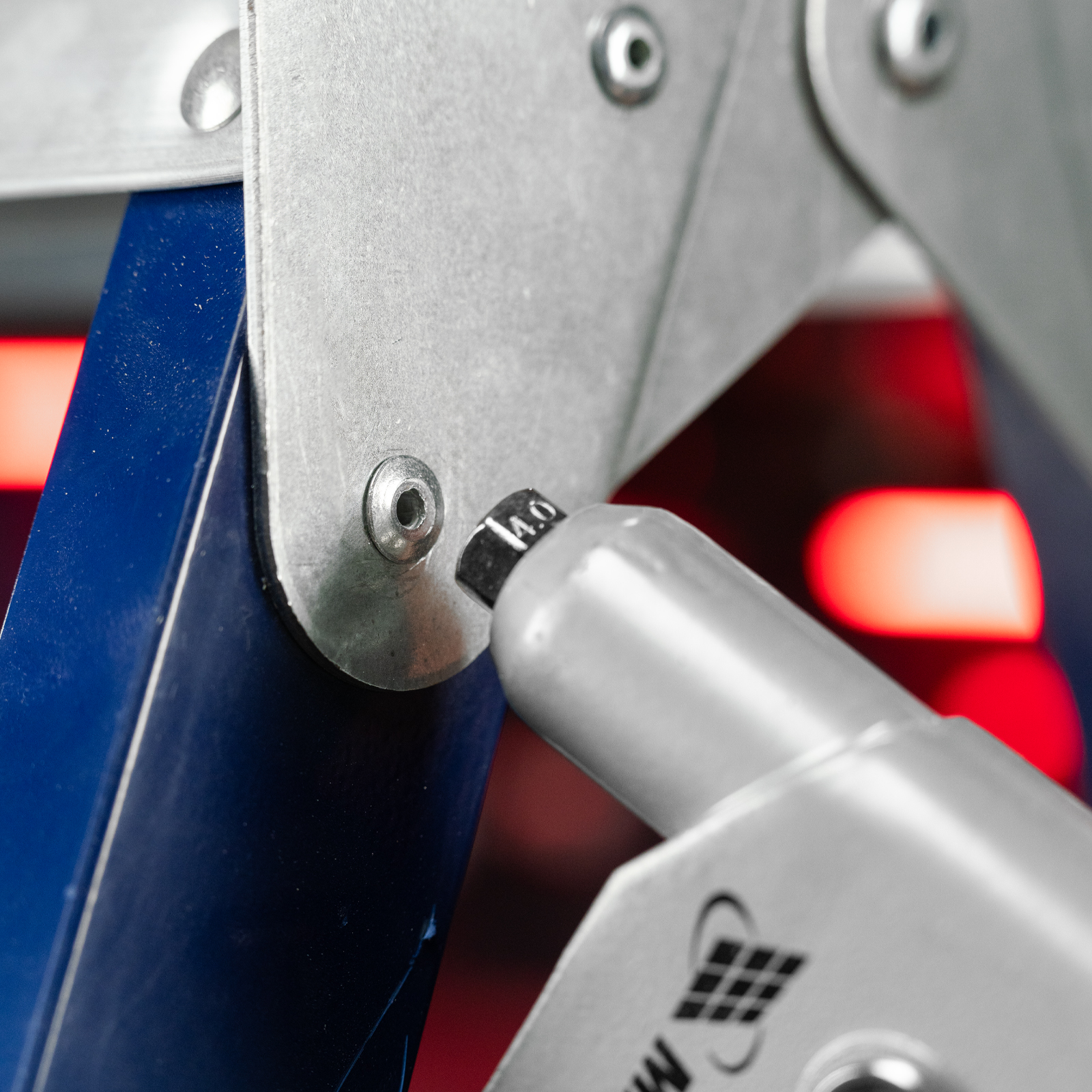 Заклепочник, 263 мм, поворотный 0-360 градусов, заклепки 2.4-3.2-4.0-4.8 мм Матрикс