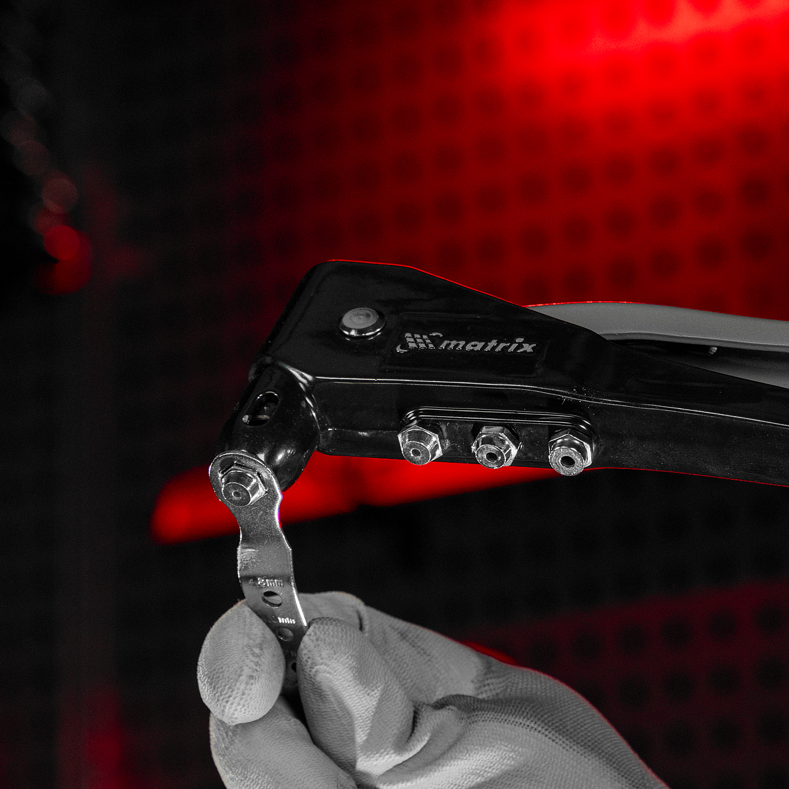 Заклепочник литой, 260 мм, с набором заклепок, заклепки 2.4-3.2-4.0-4.8 мм Matrix