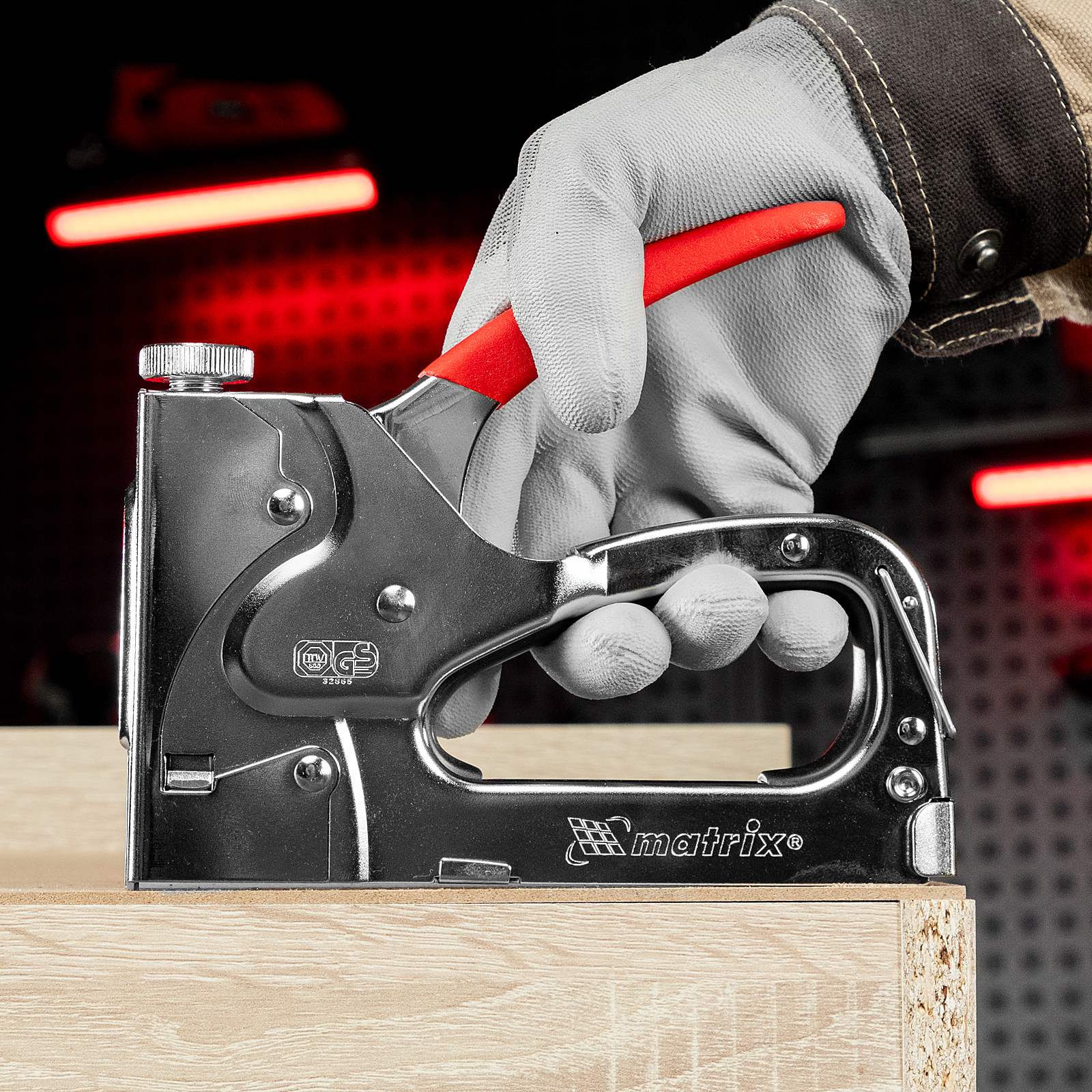 Степлер мебельный 4-функциональный, тип скобы: 140, 36, 300, 500, 6-14 мм Matrix