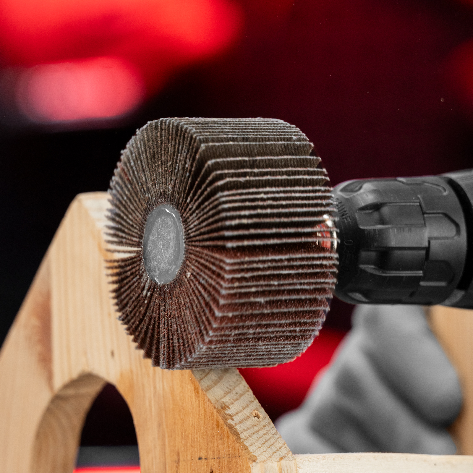 Круг лепестковый для дрели, 80 х 40 х 6 мм, P 80 Matrix